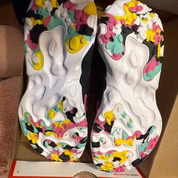 Nike Presto Kids Pink Sneakers size 3 - Picture 5 of 7